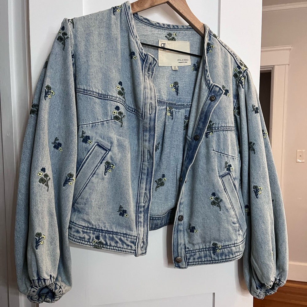 ANTHROPOLOGIE pilcro embroidered puff sleeve denim jacket